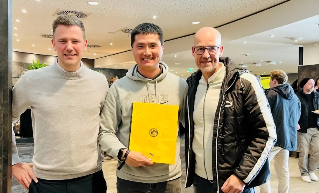 拜合拉木在, 国足主帅安, 将他推荐给